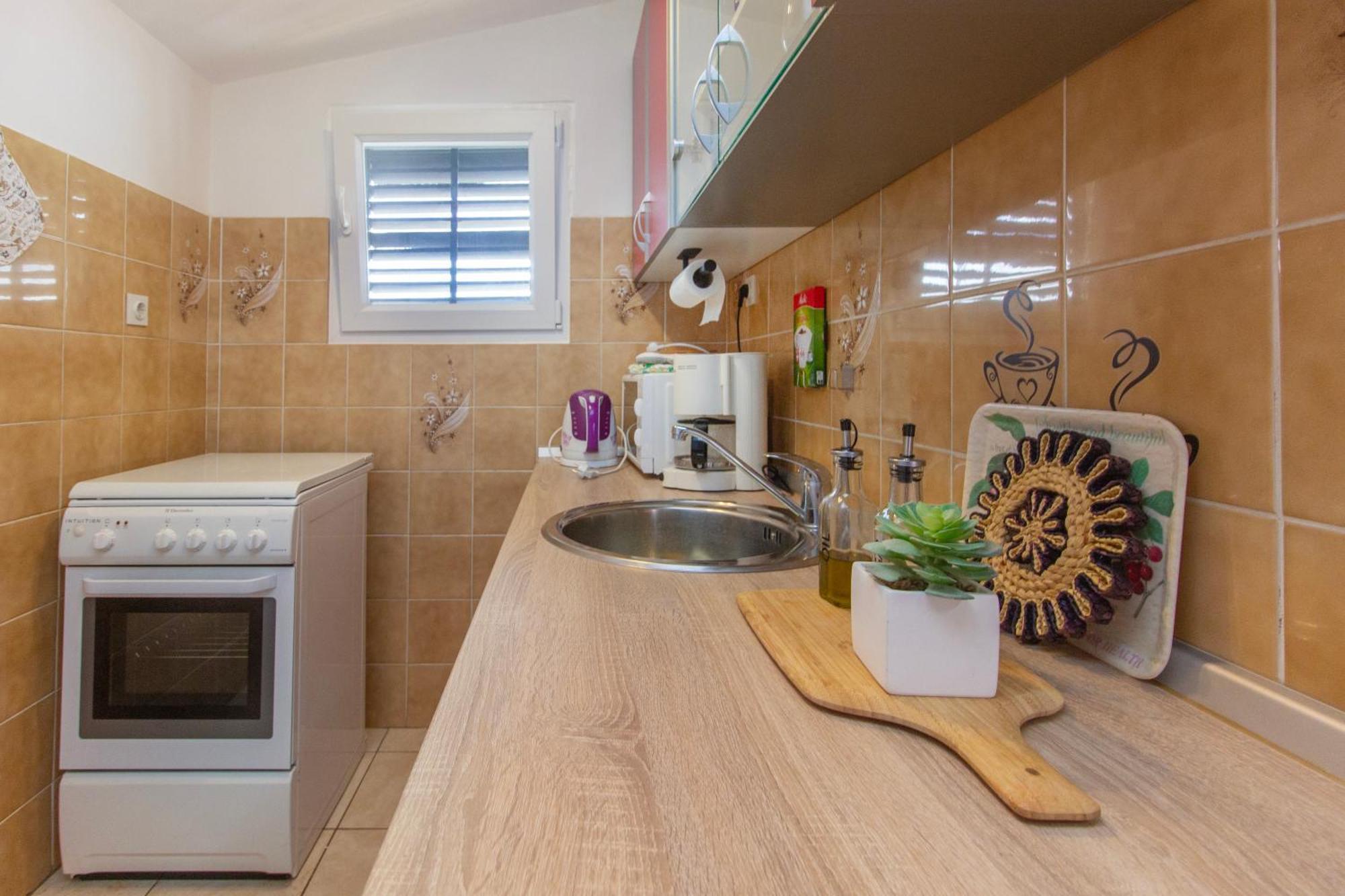 Apartmani Alaga B Tribalj エクステリア 写真
